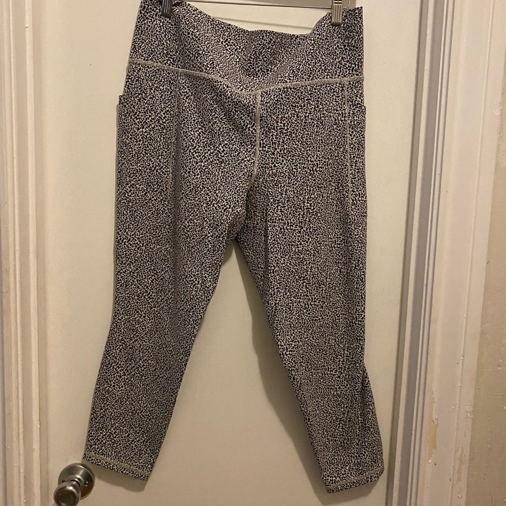 Athlete 7/8 cheetah print leggings